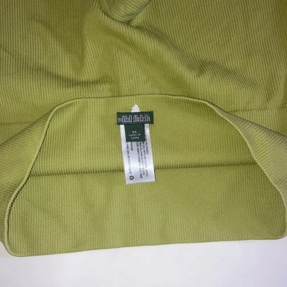 Green Ribbed Bike Shorts - Picture 3 of 3